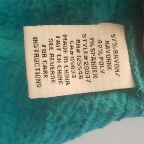 Beautiful turquoise blouse with wooden buttons - Picture 4 of 4